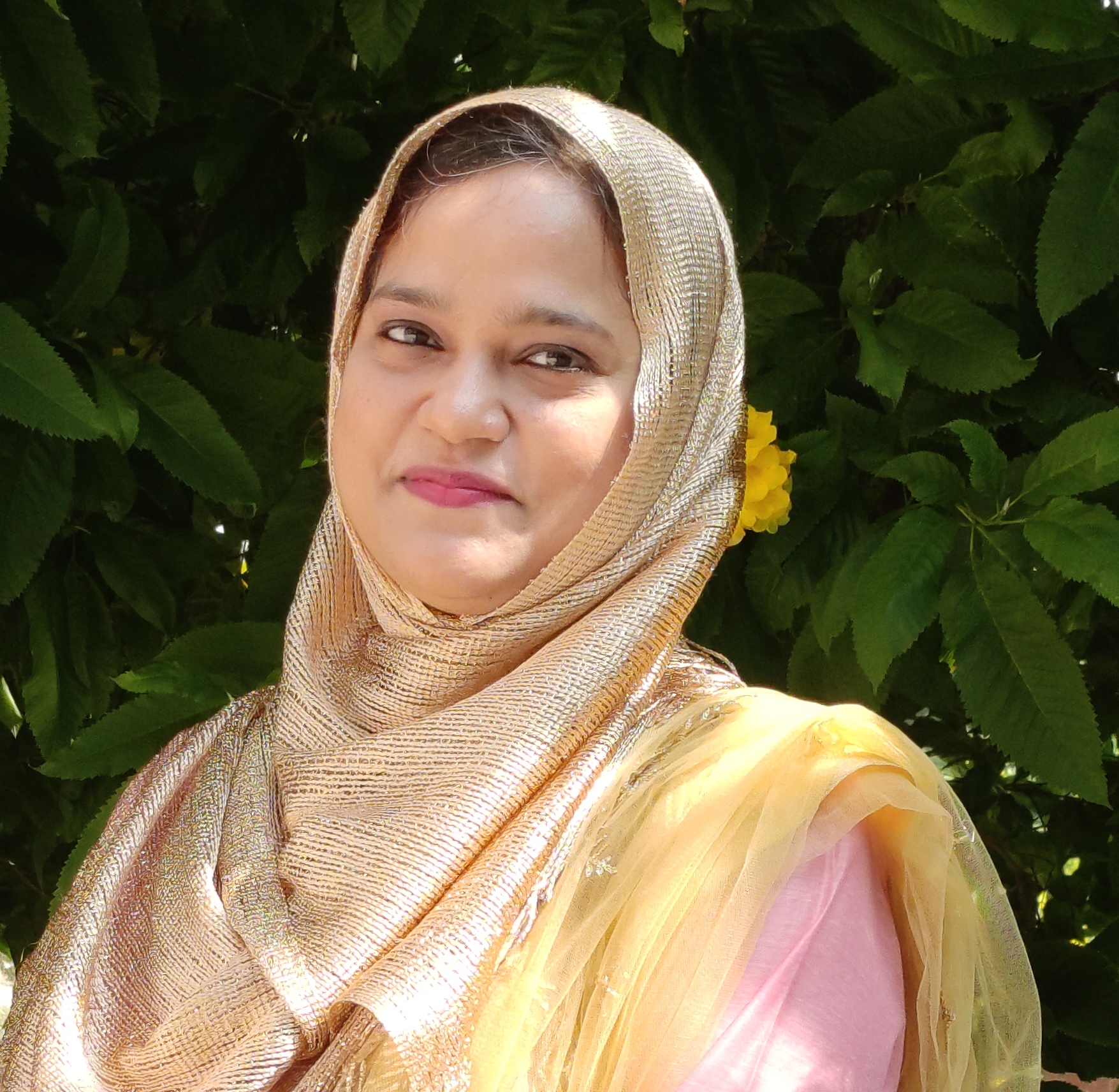 Dr. Bushra Alvera